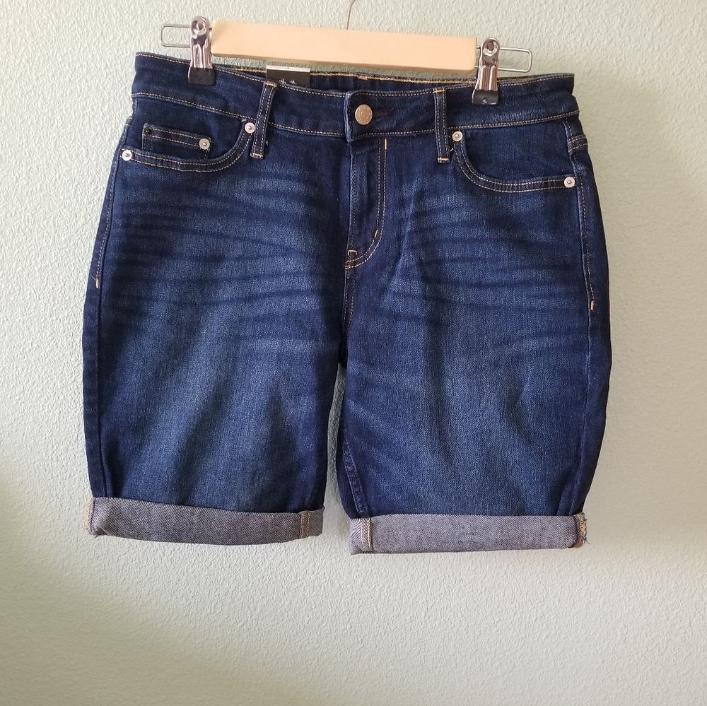 NEW Calvin Klein denim shorts 8" Inseam Rolled Cuff
